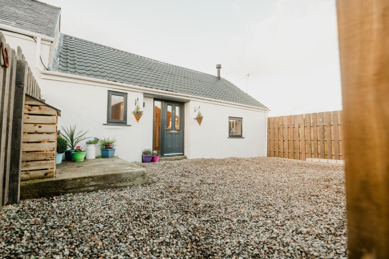 The Cow Shed At Pencraig Villa Holyhead Eksteriør bilde