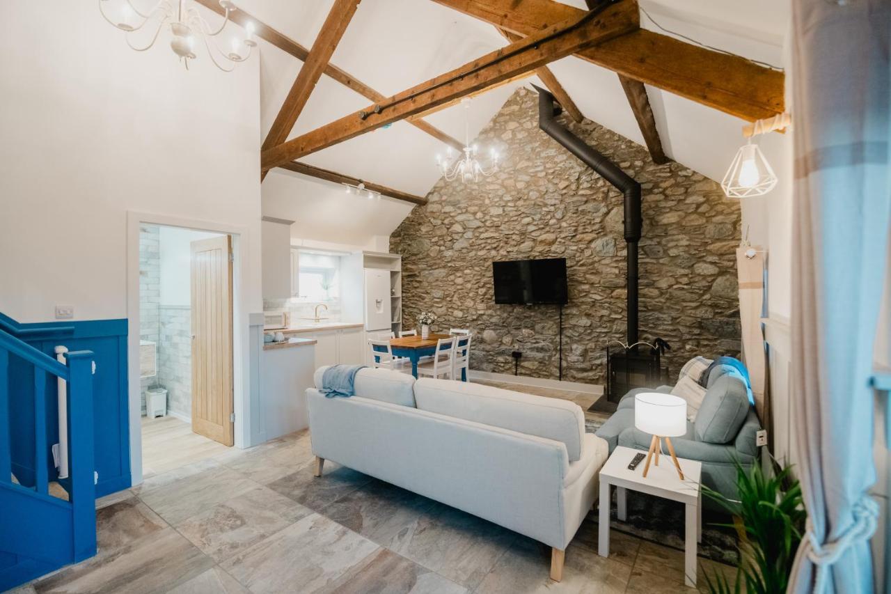 The Cow Shed At Pencraig Villa Holyhead Eksteriør bilde
